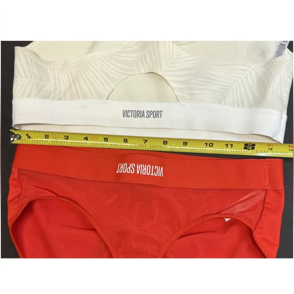 Victoria's Secret The Player Racerback Sports Bras Lot of 2 Both Sz L Red/White - Picture 11 of 11